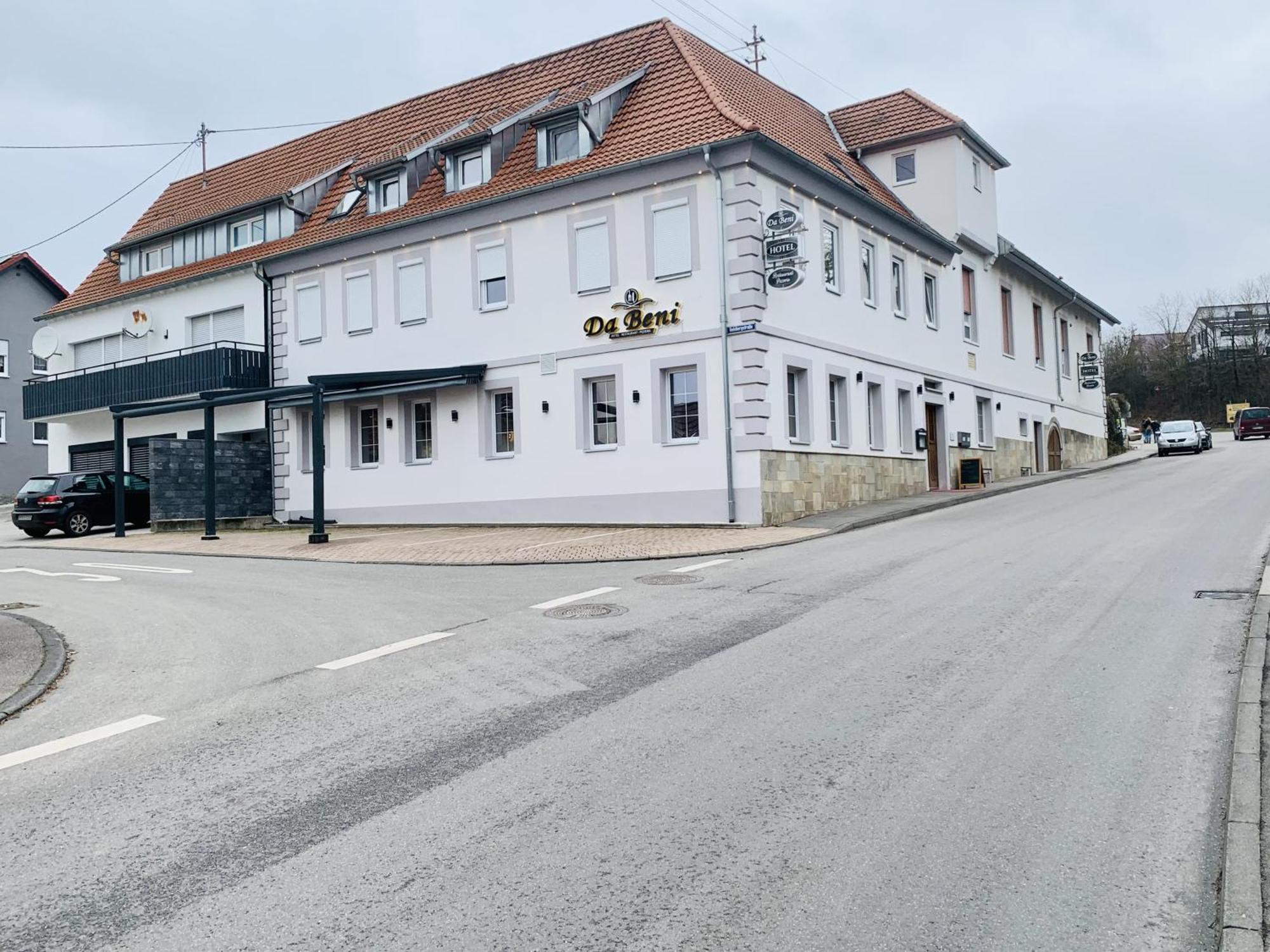 Hotel Pizzeria Da Beni Kochersteinsfeld Bagian luar foto